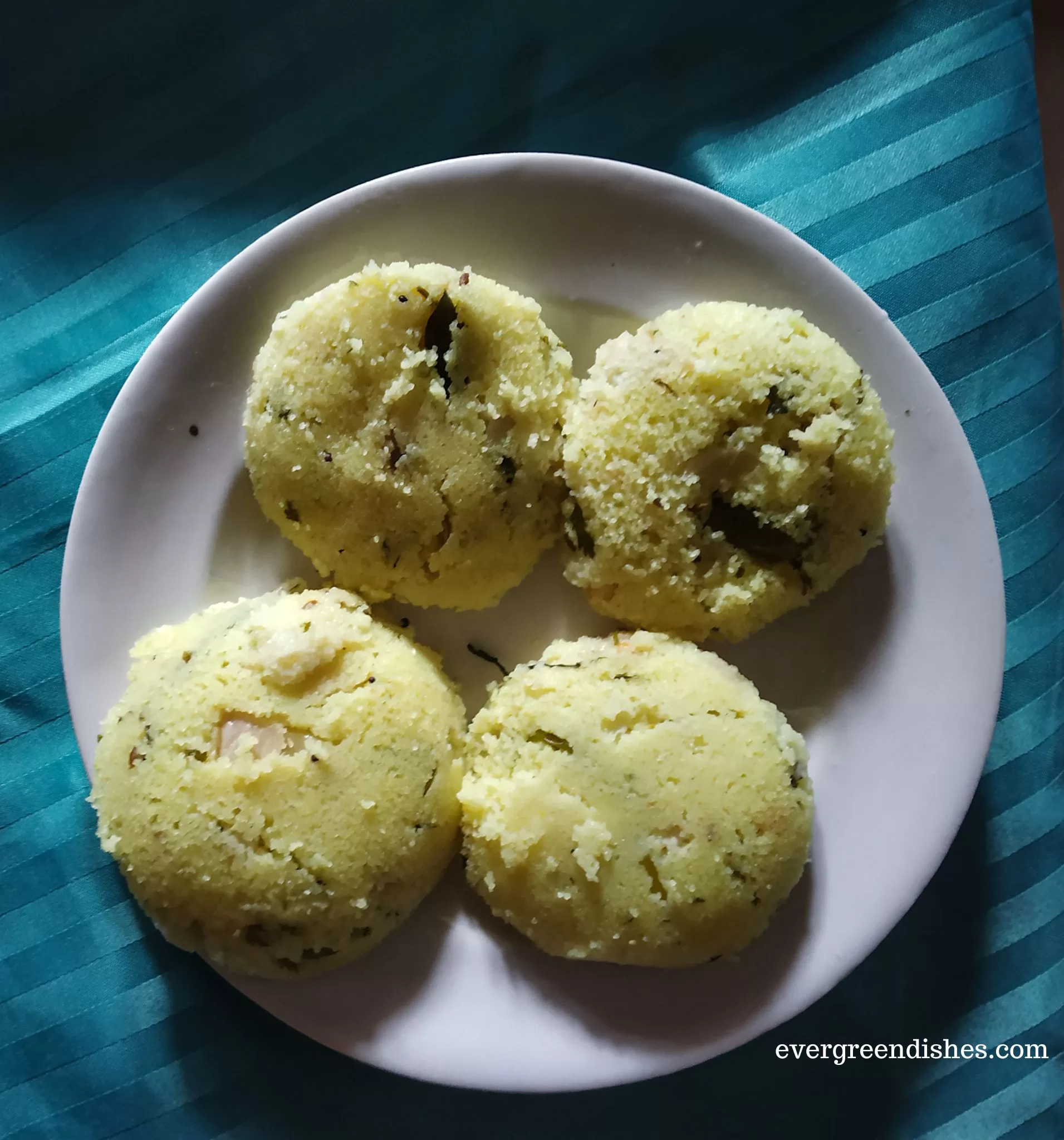 Rava Idli Recipe | Instant Suji Idli