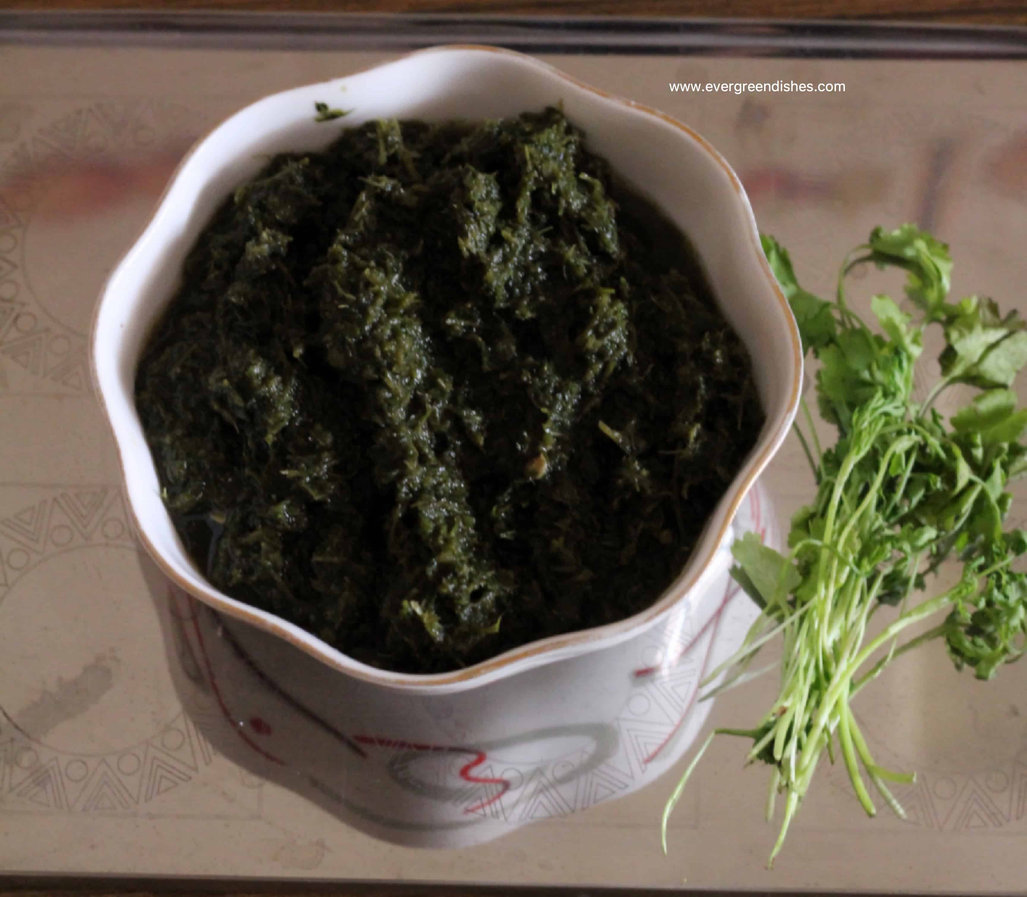 How to make tasty green chutney